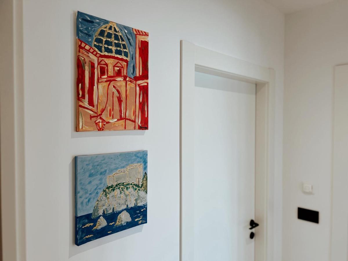 Dawn & Dusk - Modern Two Bedroom Apartment With Mountain Views Čilipi Exterior foto